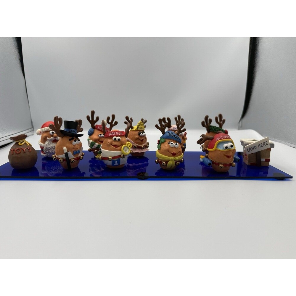 1997 McDONALDS McMEMORIES SANTA & HIS MERRY McNUGGET REINDEER SET